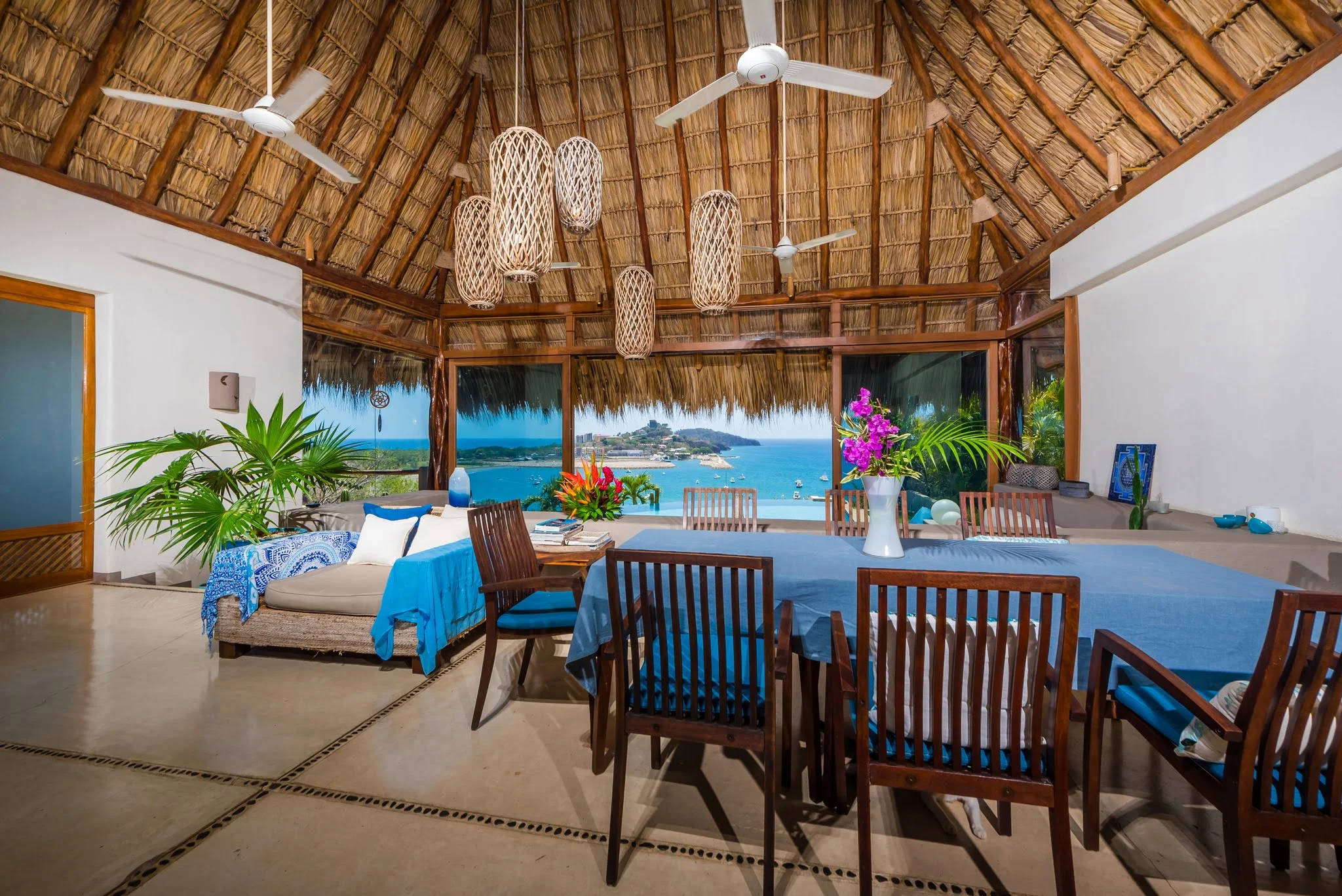 Colores del Pacifico – Dining Room Colores del Pacifico | breathtaking Ocean view
