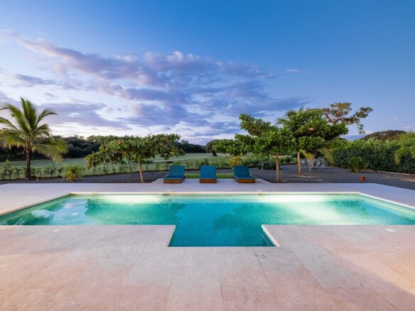 GOLF-FRONT HOME IN HACIENDA PINILLA
