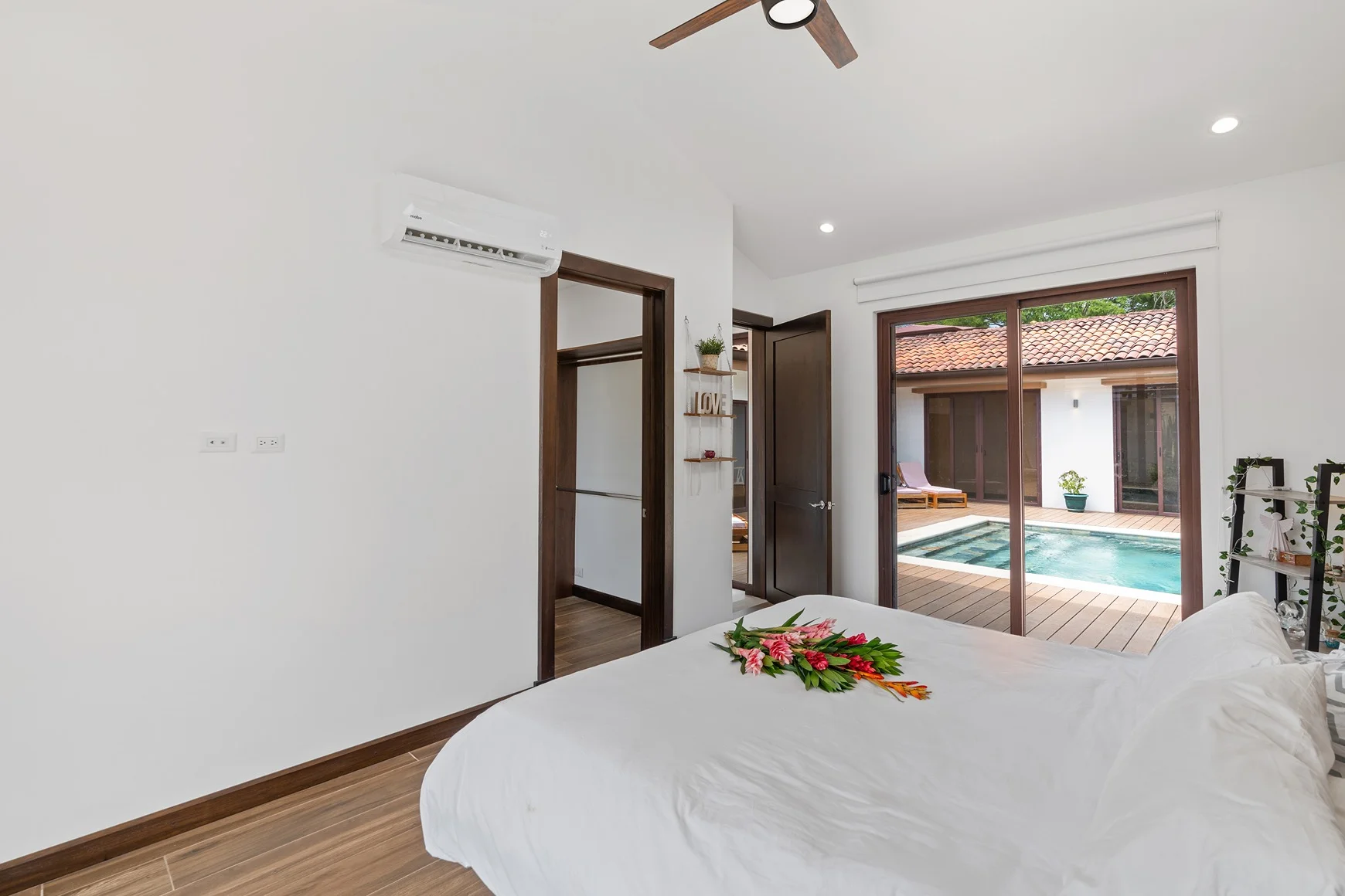 FAMILY OASIS IN LOS ALMENDROS | HACIENDA PINILLA