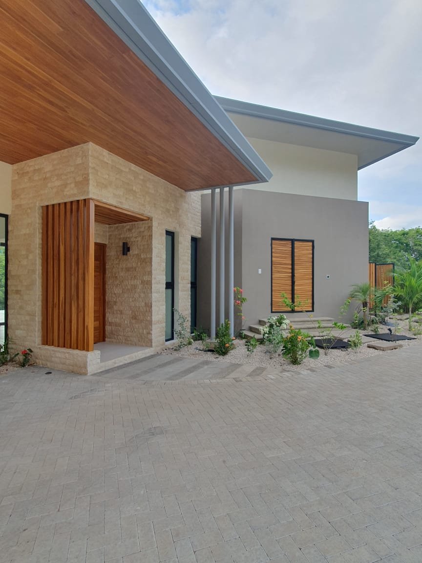 Casa Zoul playa Tamarindo Senderos condominium luxury house-19 Casa Zoul | Luxury House in the prestigious “Senderos Community” | Playa Tamarindo