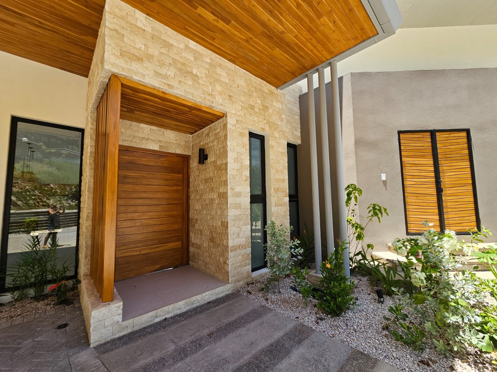 Casa Zoul playa Tamarindo Senderos condominium luxury house-7 Casa Zoul | Luxury House in the prestigious “Senderos Community” | Playa Tamarindo