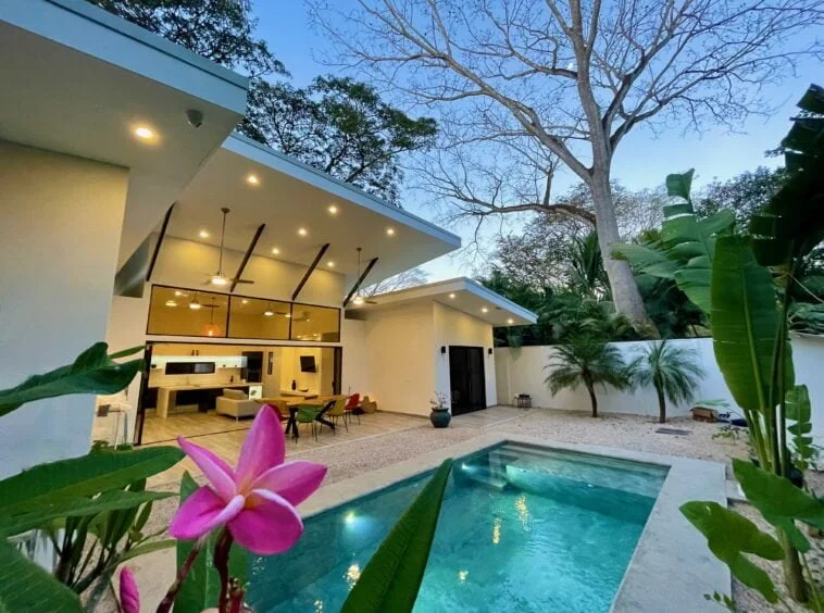 multi family home Villa-Pina-Potrero-Surfside